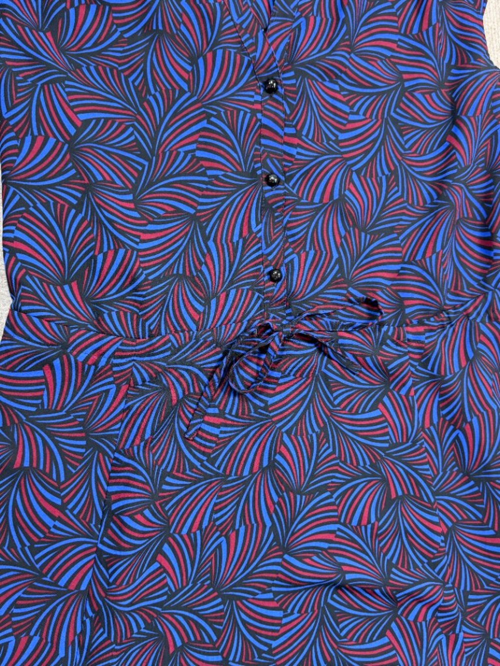Anne Klein Geometric Print Sleeveless Shirt Dress Medium Blue Red - Picture 6 of 11